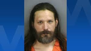 Travis Boles's Instagram, Twitter & Facebook