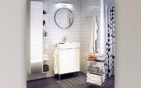Tak peduli seberapa mewah dan besar rumah. 7 Hal Yang Perlu Diperhatikan Dalam Desain Kamar Mandi