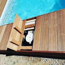 realisation d une trappe invisible pratique et esthetique a la fois bois piscine eau jar idee amenagement exterieur amenagement exterieur maison moderne
