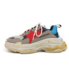 The french footwear designer produces sneakers in a variety of designs and materials. Shoes Balenciaga Mens Balenciaga On Sale Entrega Gratis