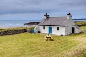 Pet Friendly Cottage By Beach Ty Croes Holiday House For Rent View 6 Photos Book Online With Travelle Mother In Law Cottage Holiday Rental House By The Sea
