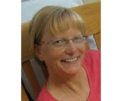 Peggy Wray's Instagram, Twitter & Facebook