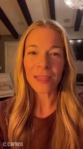 LeAnn Rimes can't fight her love for #lufc star Dan James 🤣 #leedsuni...