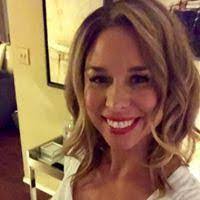 Amanda Casterline's Instagram, Twitter & Facebook