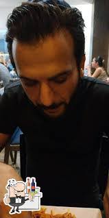 Des Cook's Instagram, Twitter & Facebook