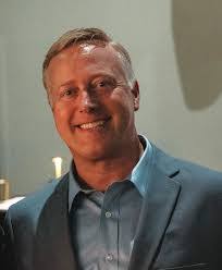 Karen Marsee's Instagram, Twitter & Facebook