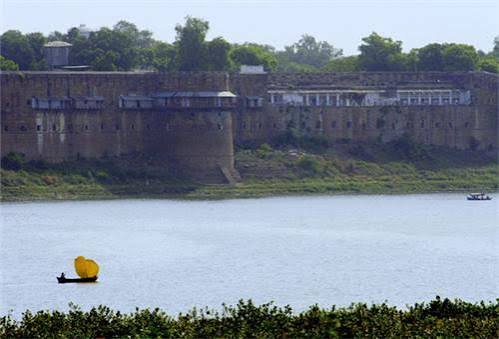 Prayagraj Fort, Akbar Fort Prayagraj, Prayagraj Fort History