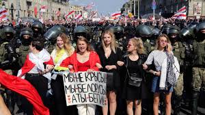 Protesty v bělorusku 2020 je série veřejných demonstrací a protestních stávek a hnutí proti prezidentovi alexandru lukašenkovi v rámci běloruské demokratické opozice, která chce zabránit jeho šestému funkčnímu období v souvislosti s prezidentskými volbami v roce 2020. Beloruske Protesty Trvaji Ceka Se Komu Drive Dojdou Sily Lukasenko Vyhlizi Schuzku S Putinem Hospodarske Noviny Ihned Cz