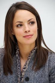 When she was three, bejo's family relocated to paris, france. Berenice Bejo Profile Images The Movie Database Tmdb