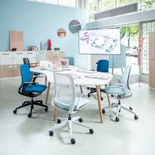 Meeting Room Office Design In 2020 Office Meeting Room Meeting Room Room