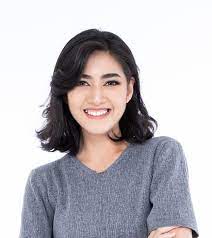 Kamu dapat memilih model rambut sebahu dengan layer sebagai model rambut klasik yang tak lekang termakan zaman. 22 Model Rambut Layer Sebahu Kekinian Dan Terpopuler
