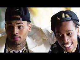 According to the black and yellow songfacts, his stage name is derived from khalifa, an arabic word meaning successor, and wisdom. Download Chris Brown Ft Wiz Khalifa Glidin