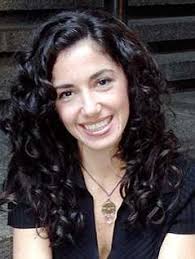 Short curly hairstyles for girls. Curly Vs Straight Which Do Men Prefer Naturallycurly Com