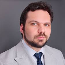 🎉 Help us wish a very Happy Birthday to Company Artist Sage Feldges! 🎂  Here's Sage as the stunning Snow Queen alongside fellow Company Artist William  Heide in this past weekend's magical