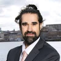 Alex Spalding's Instagram, Twitter & Facebook