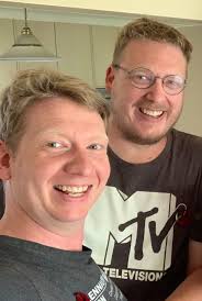 Let's Hear Twins Sing