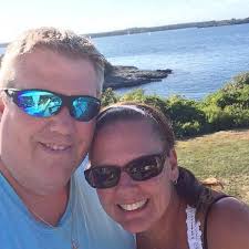 Is the bus driver in Forrest Gump the same actress who played Elaine's  roommate