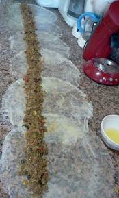 Pastilla Mhencha A La Viande Hachee Et Aux Trois Poivrons Gateau Et Cuisine En 2020 Pastilla Recette De Cuisine Marocaine Viande Hachee