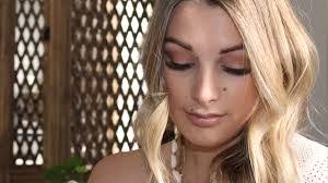 Lisa Lash's Instagram, Twitter & Facebook