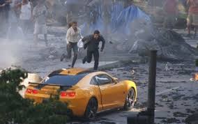 Dark of the moon is a 2011 american science fiction action film directed by michael bay and. Transformers 3 Inhalt Film Kino Trailer