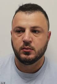 Dramatic moment gang smuggling £1million of cocaine into the UK by coating  it invisibly