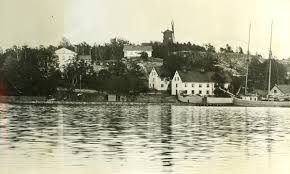 4,999 likes · 397 talking about this. Vy Fran Vaster Mot Kvarnberget Med Vaderkvarnen Stjarnan Och Vardshuset I Bakgrunden Och Stenhusen I Forgrunden Varmdo Kommun Digitaltmuseum