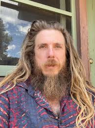 Hi, I'm a long time sea kayaker and cruiser