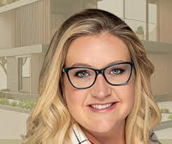 Constance Gunn's Instagram, Twitter & Facebook