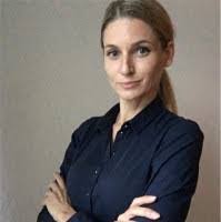 Aneta Keller's Instagram, Twitter & Facebook