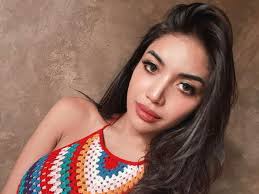 Tenggak pil 3 hari sebelum razia, kini minta khalay. Millen Cyrus Ditangkap Karena Narkoba Ditahan Di Sel Pria Atau Wanita