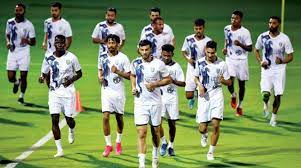 عقد رئيس النادي الأهلي ماجد النفيعي، بحضور نائب رئيس النادي عبدالله بترجي، اجتماعًا بلاعبي الفريق الكروي الأول، بحضور الجهازَيْن الفني والإداري. Ø§Ù„Ø£Ù‡Ù„ÙŠ ÙŠÙ‚ØªØ±Ø¨ Ù…Ù† Ø­Ø³Ù… Ø«Ù„Ø§Ø« ØµÙÙ‚Ø§Øª Ø¬Ø¯ÙŠØ¯Ø© Ø§Ù„Ø´Ø±Ù‚ Ø§Ù„Ø£ÙˆØ³Ø·