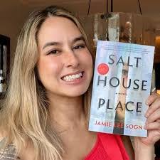 Darian Cash's Instagram, Twitter & Facebook