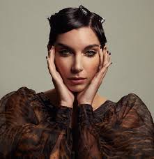 Dhynes (@personplacething) • Facebook