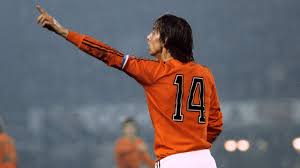 Johan cruyff, one of the best footballers to ever play the game, passed away on thursday in barcelona at the age of 68. Johan Cruyff 14 Zitate Der Legendaren Nummer 14 Eurosport