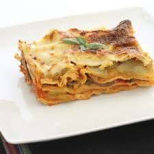 Spinatlasagne Mit Pistazien Rezept Von Pastaweb Rezept Lasagne Rezepte Lebensmittel Essen