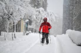 Aujourd'hui à valence, l'instabilité se développera en cours de journée. Une Tempete De Neige Seme Le Chaos En Espagne Et Fait Trois Morts