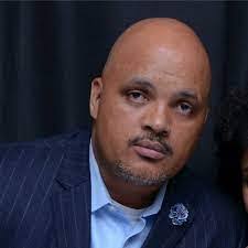 Deborah Holsapple's Instagram, Twitter & Facebook