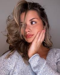 Some new headshots in case yall forgot what I look like😚💟🎬 Thank you  thank you thank you @starksnova for the pics!!!! So much talent 💖💖💖