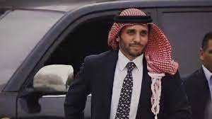 أعلنت وكالة الأنباء الأردنية (بترا) أن الأمير علي بن الحسين أدى اليمين الدستورية، الخميس، نائبا للملك عبد الله الثاني.وكان الأمير علي (46 عاما) من بين ثلاثة أمراء، هما حمزة وهاشم، رفضت محكمة أمن. Ø£Ø±Ø¯Ù†ÙŠÙˆÙ† ÙŠØªØ³Ø§Ø¡Ù„ÙˆÙ† Ø£ÙŠÙ† Ø§Ù„Ø£Ù…ÙŠØ± Ø­Ù…Ø²Ø©