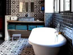 Create industrial style bathroom choosing the right color scheme and materials. Industrial Style Bathrooms You Ll Love In Romantic Paris Maison Valentina Blog