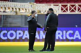 Tim samba brasil yang notabene sebagai juara copa america sebelumnya membuka laga perdana dengan melawan venezuela di grup b, minggu 13 juni 2021 atau senin dini hari tadi. E6k 4vwc Lmvgm