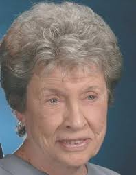 Bonnie Schlecht's Instagram, Twitter & Facebook