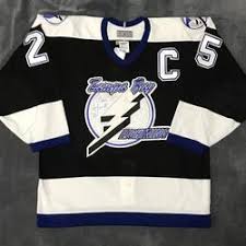 Fully stitched cloth twill numbers and. Tampa Bay Lightning Andreychuk Ccm Authentic Air Knit 48 Autographed Jersey Sidelineswap