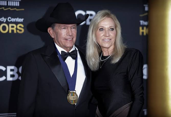 See star-packed Kennedy Center Honors hosted by Trump