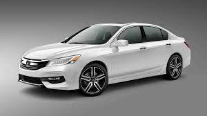 what s the difference between the 2016 and 2017 accord dow honda