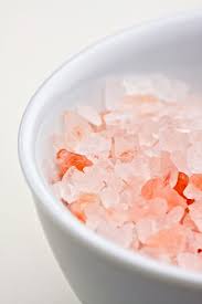 Simple Switch White Table Salt To Unrefined Pink Salt The Health Minded Food Facts Diet And Nutrition Food