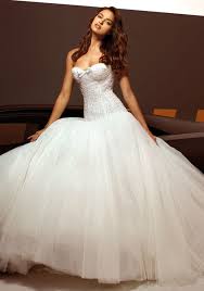 Irina Shayk For Alessandro Angelozzi Couture 2013 All For Fashion Design Pretty Wedding Dresses Beautiful Wedding Dresses Wedding Dresses