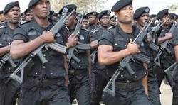 La Chine Noir Réelle De La Police De Sécurité Uniforme ...