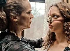 Charlize Theron: 'Papeles de villano son territorio vedado a las mujeres'