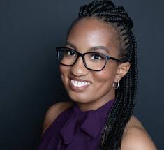 Nichole Glover's Instagram, Twitter & Facebook